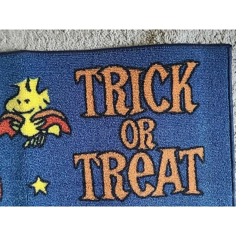 17 In By 28-in Peanuts Accent Rug  Woodstock And Snoopy Dressed Up As Dracula